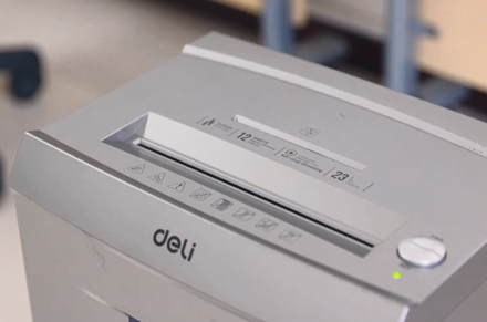 Deli ET095 καταστροφέας χαρτιού